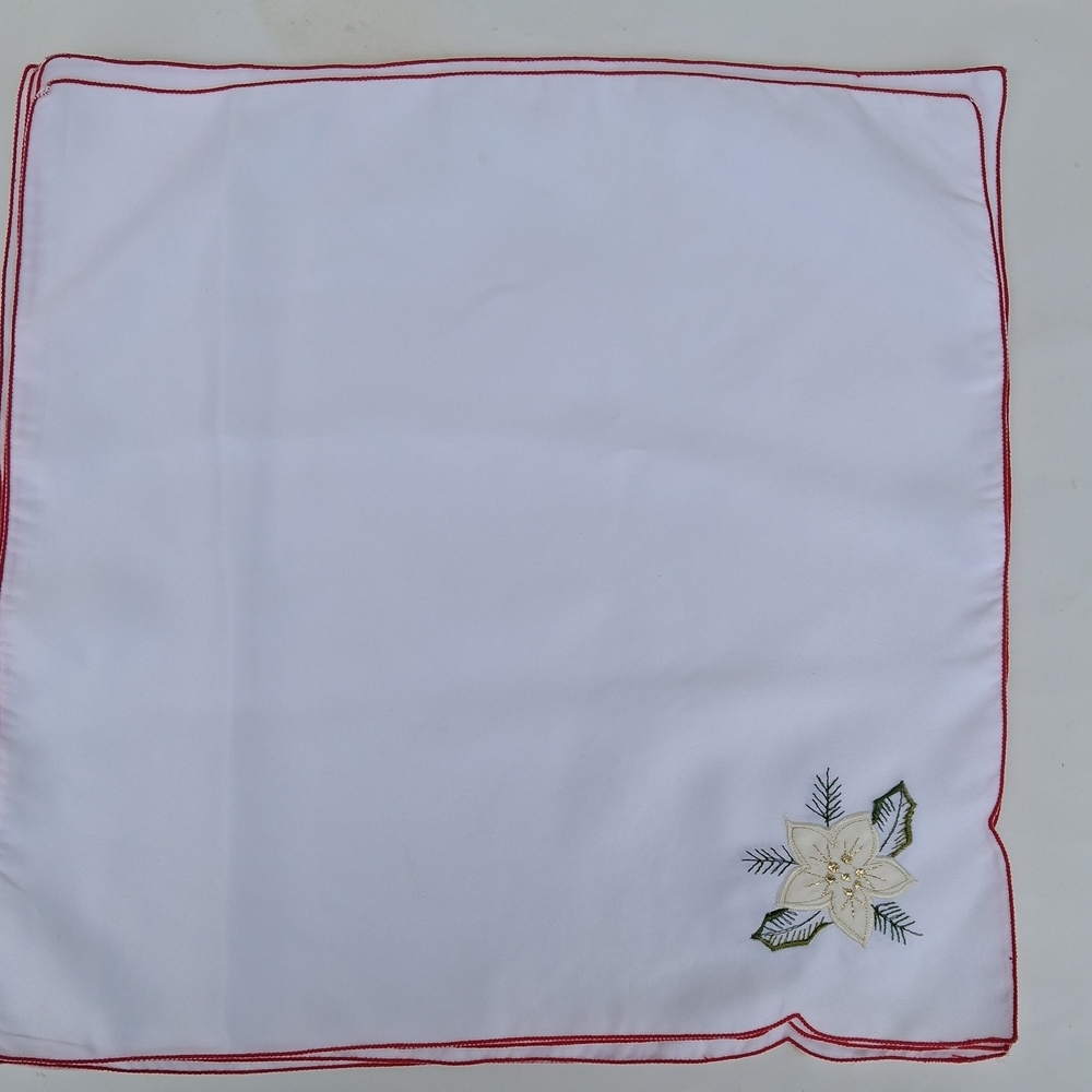 White and Red Holiday Napkins with Floral Design Set Of 4 - Picture 2 of 9